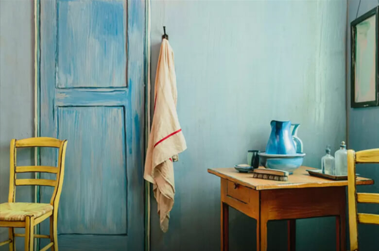 絵画を完全再現！宿泊可能な「ファンゴッホの寝室」 | UX | ブランコ